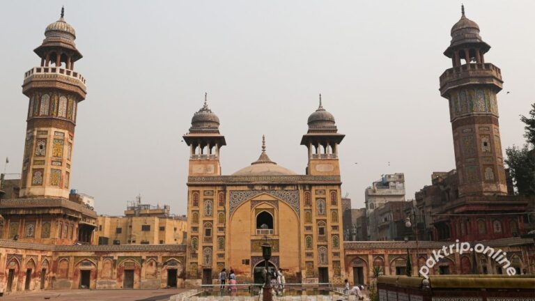 Masjid Wazir Khan