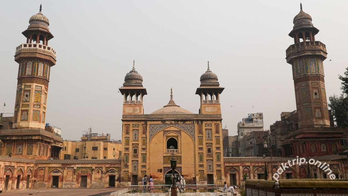 Masjid Wazir Khan